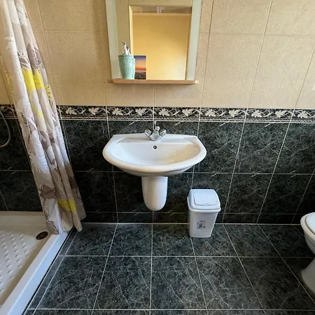 Country Views Apartment