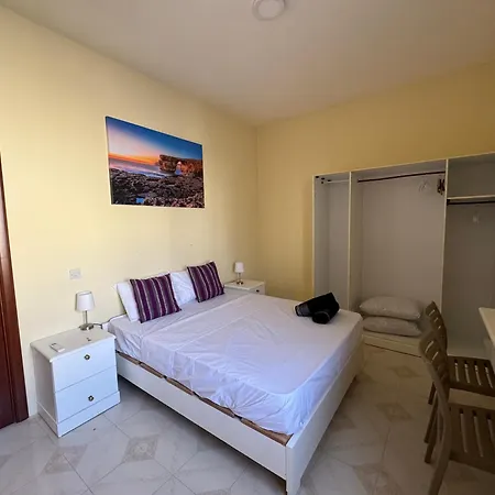 Country Views Apartment Nadur